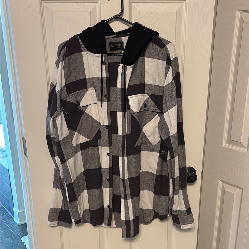 Men’s Black and White Plaid Button-Up Shirt with Hood